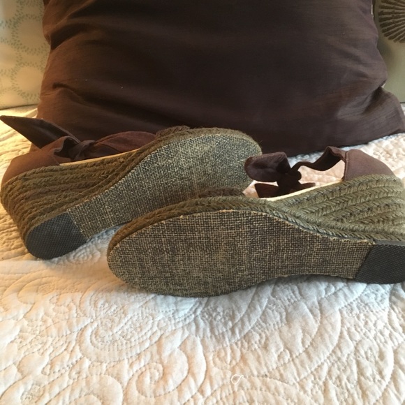 ELIGIBLE FOR BUNDLE OFFER 4 ITEMS for $25 - Picture 3 of 4